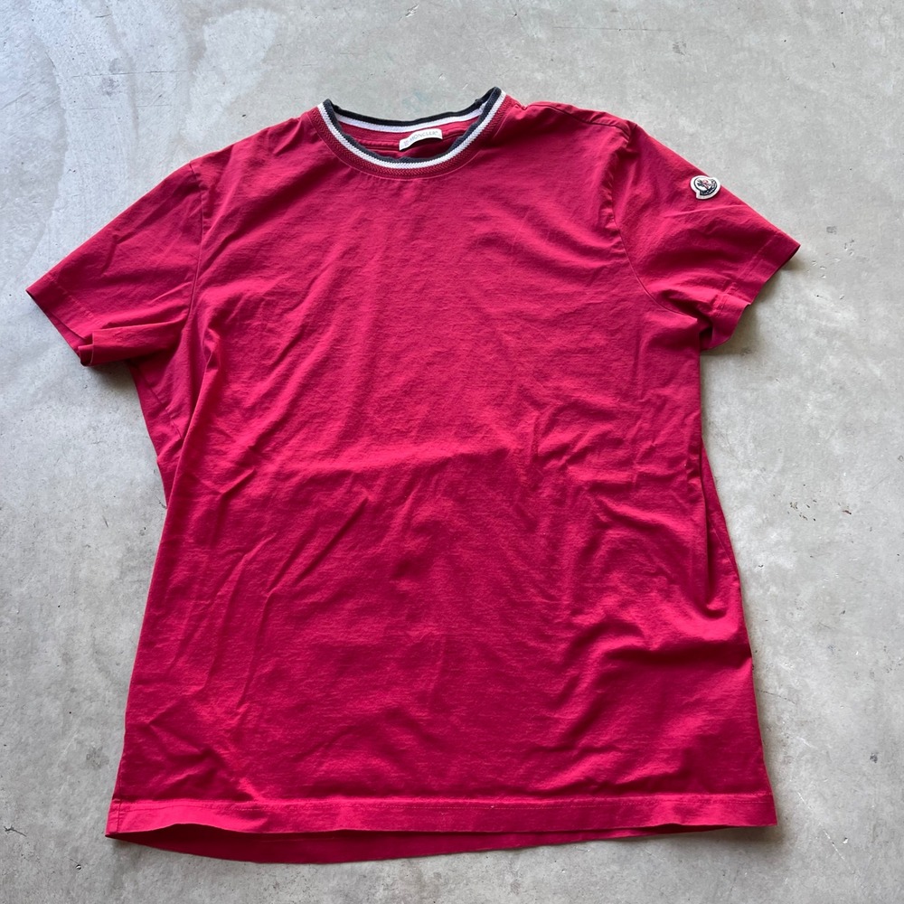 Moncler Red T-Shirt Mens Short Sleeve Logo Patch Tri-Color Trim Crew Neck